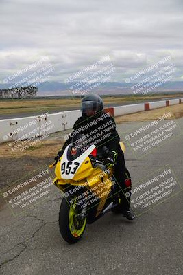 media/Apr-26-2024-TrackDaz (Fri) [[c4b677d280]]/Around the Pits/